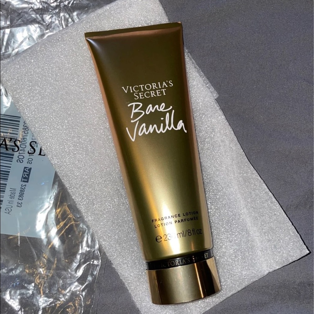NEW. Victoria Secret Lotion